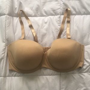 NEVER WORN Nude Strapless Convertible Cacique Bra